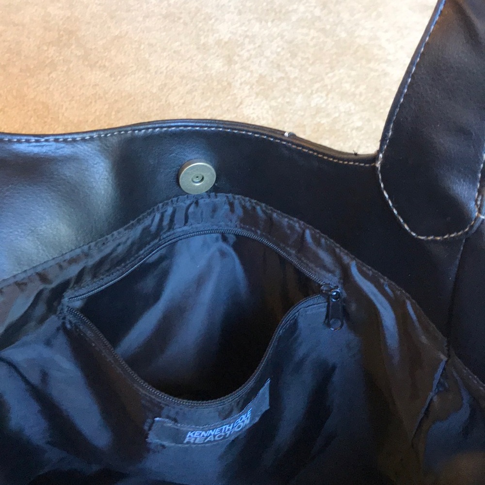 Kenneth Cole Reaction large handbag - Picture 5 of 9